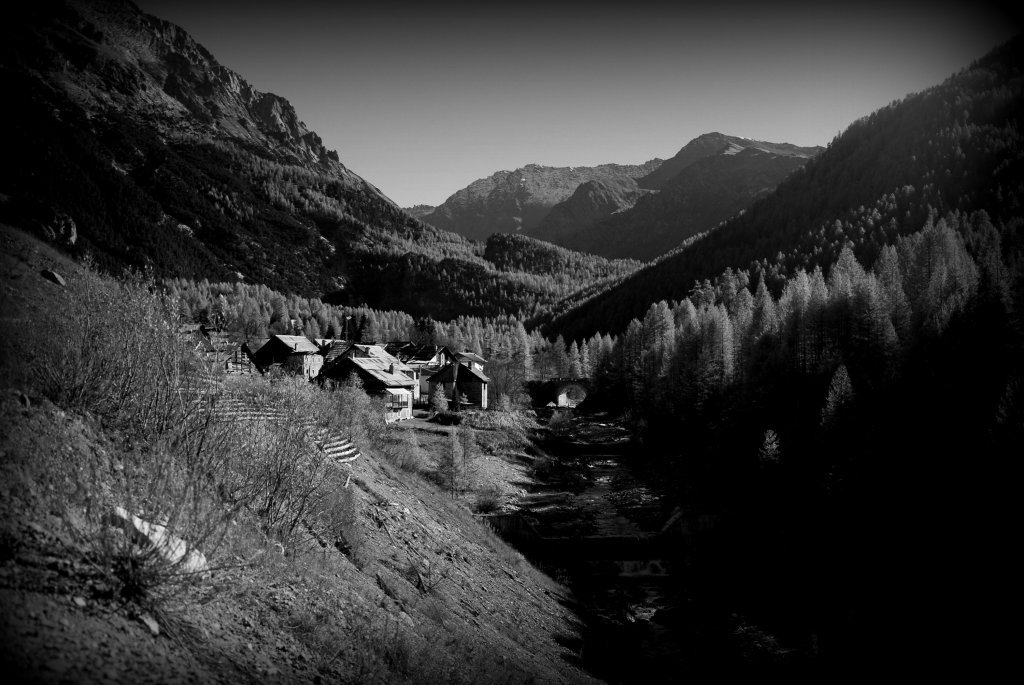 In the shadow of Piemont