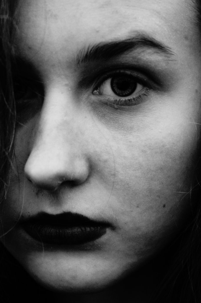 SKINNY LOVE
