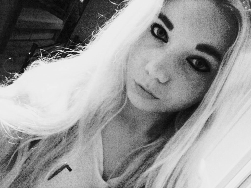 :* :*