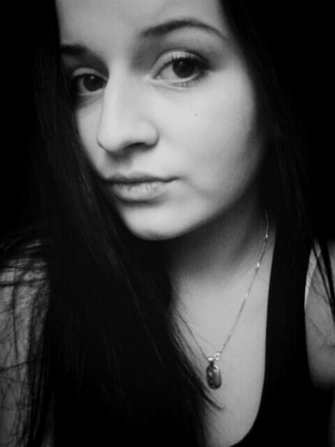 bezimienna.