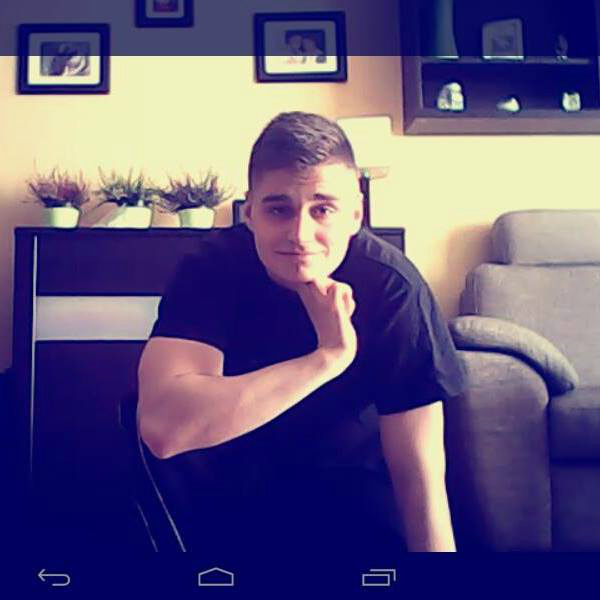 Pierwsze zdjcie. :)