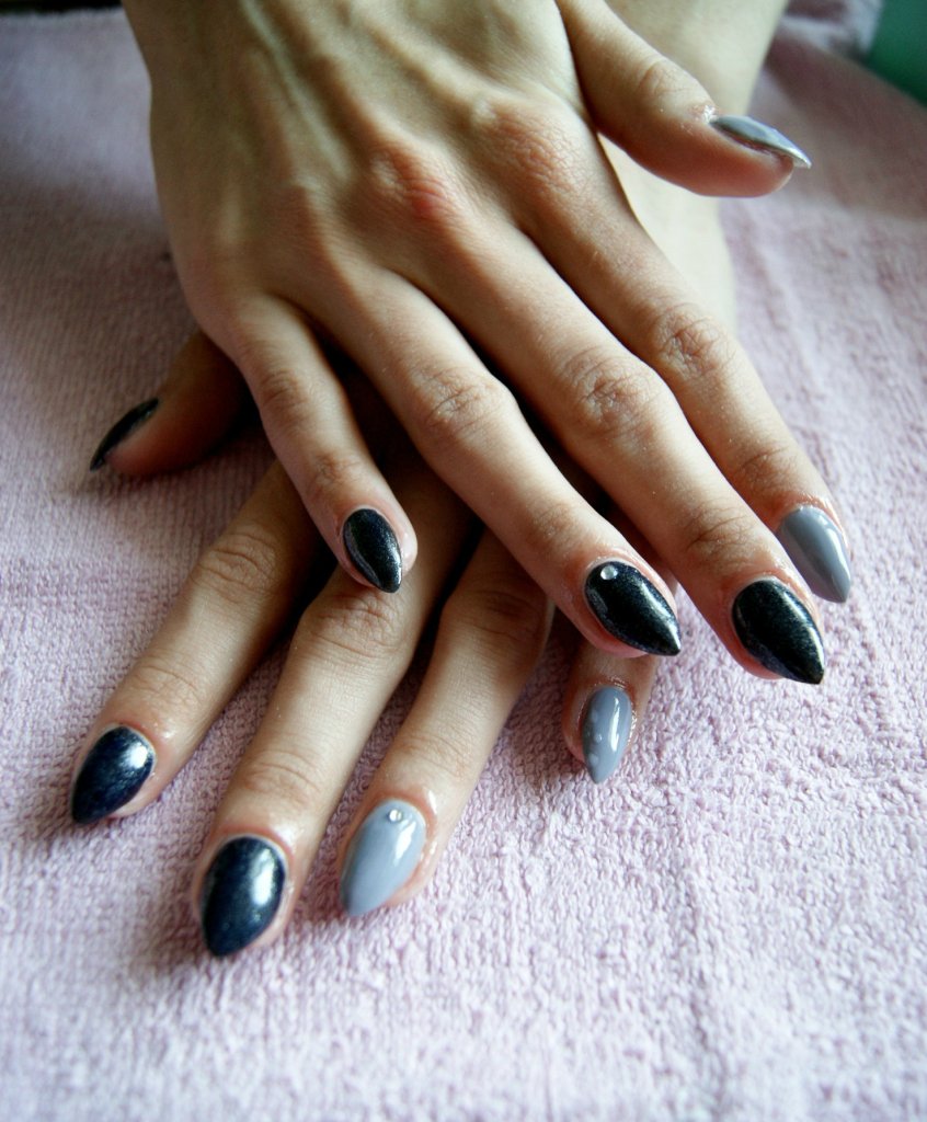 coninails