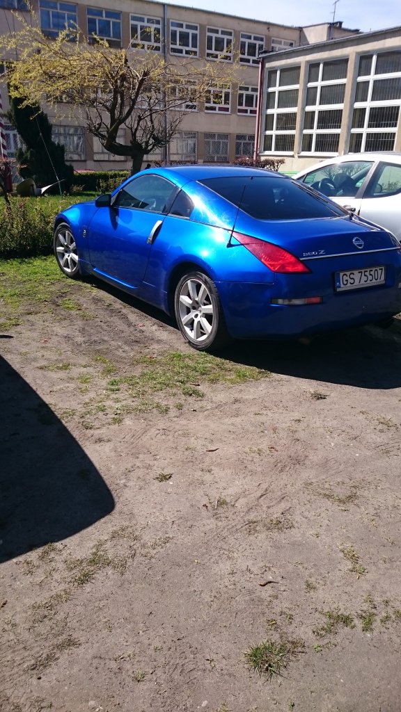 nissan 350z *.* 