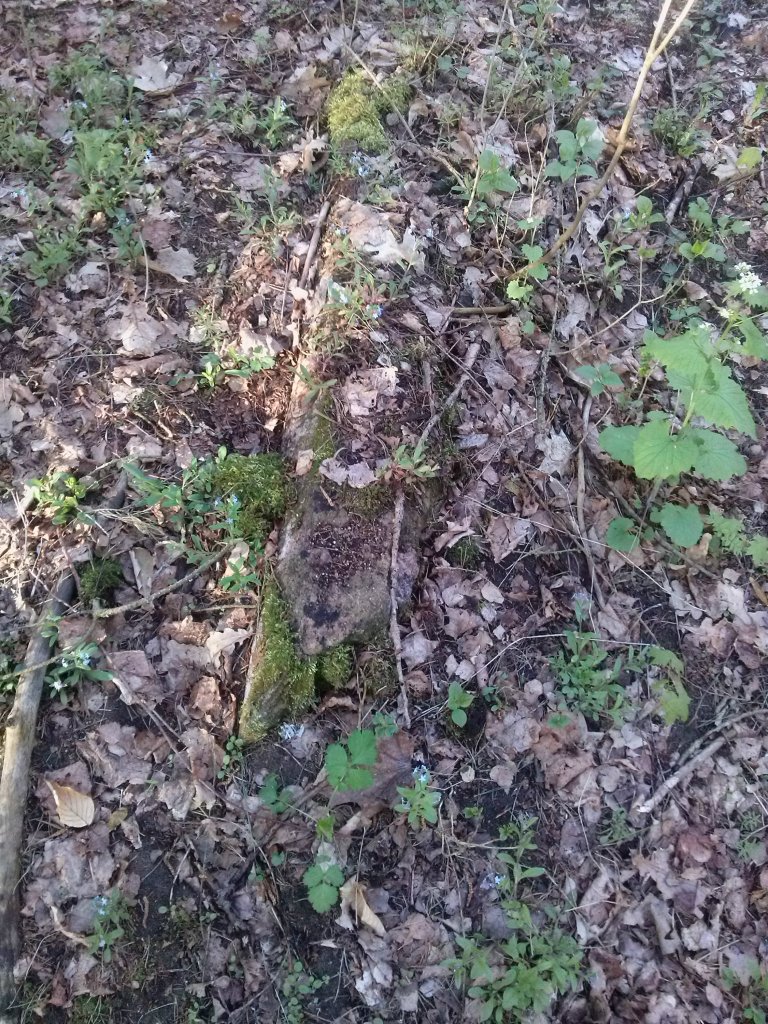 Ruiny poczty polskiej.