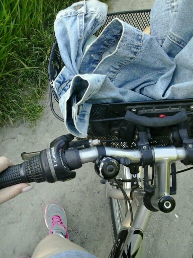 176.