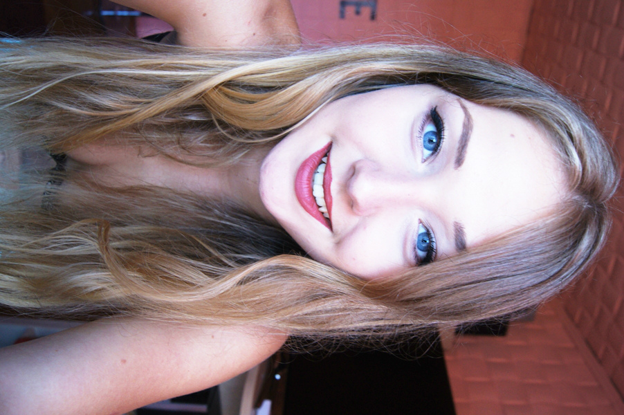 ubgfeygfehf.