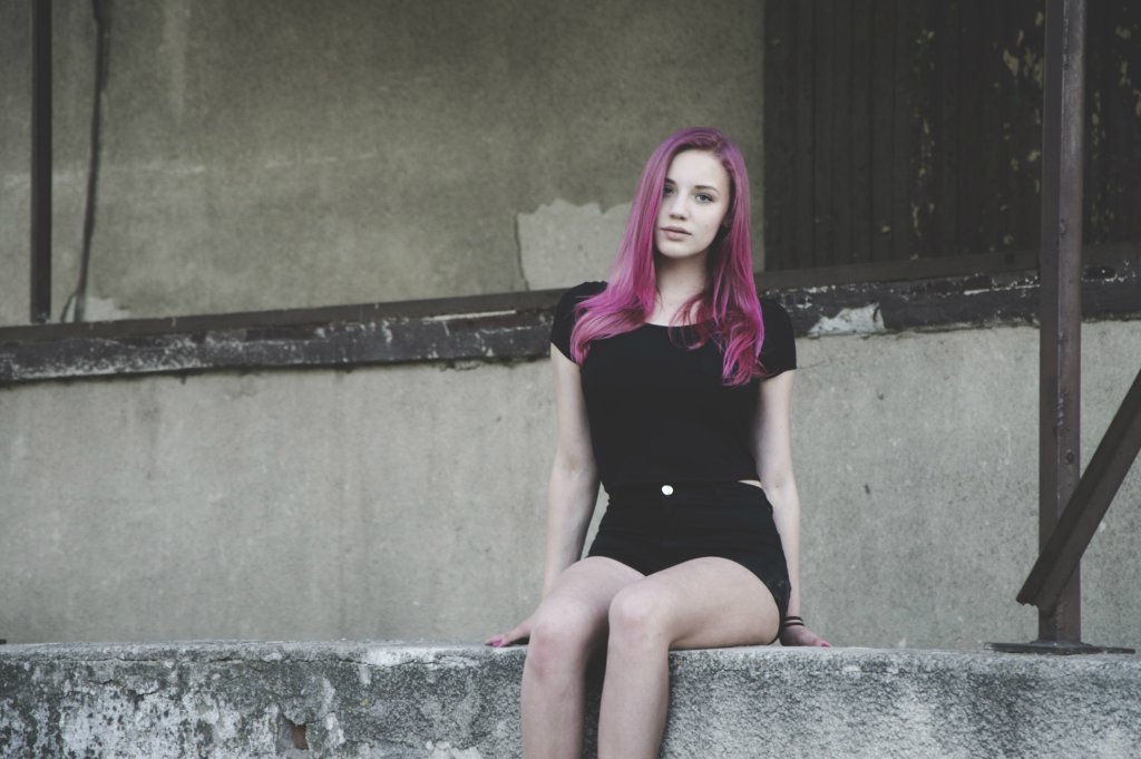 LAURA SKIBA