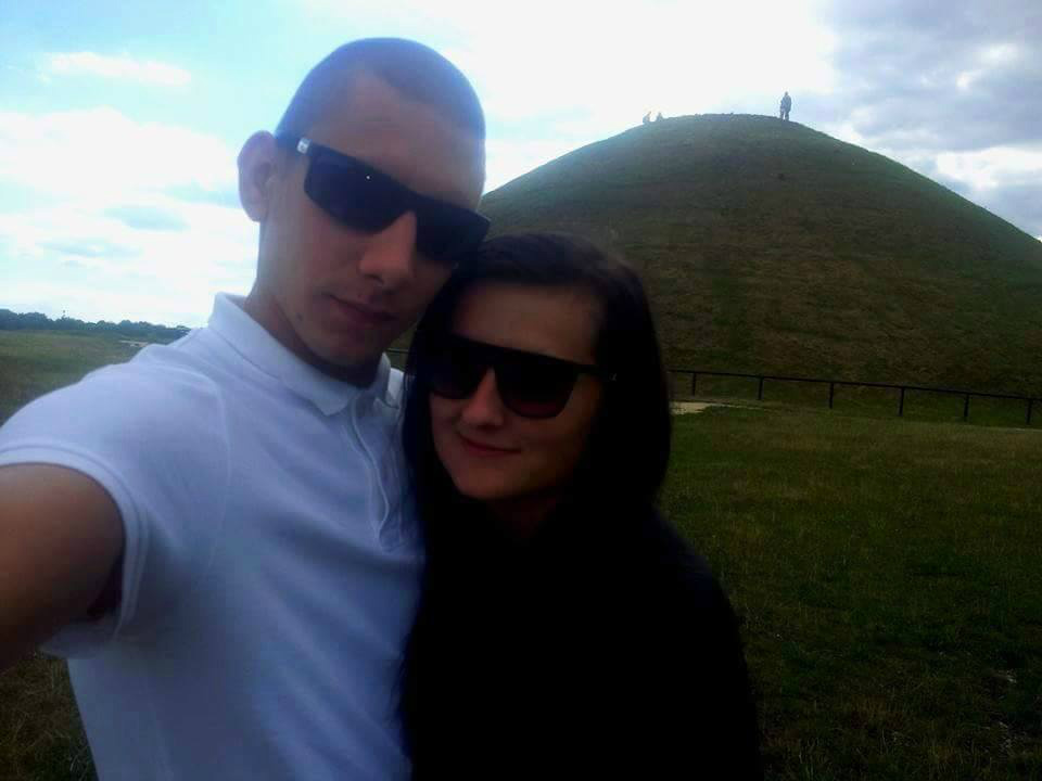 :*
