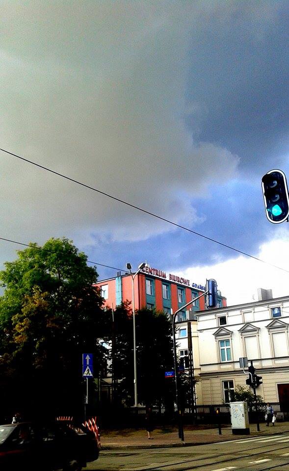 d, miasto kontrastw.