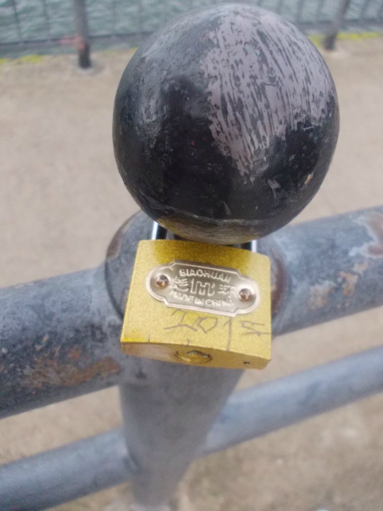 '' Jedna chwila ''