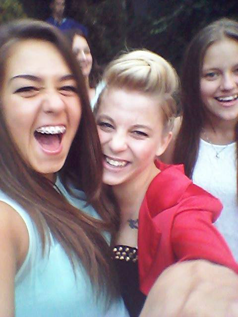 zdj jeszcze z 18 zuzy :*