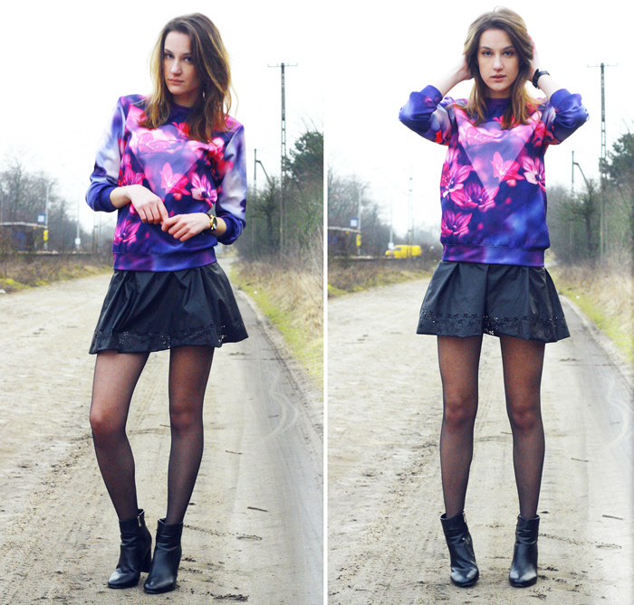 Flowers Sweatshirt II