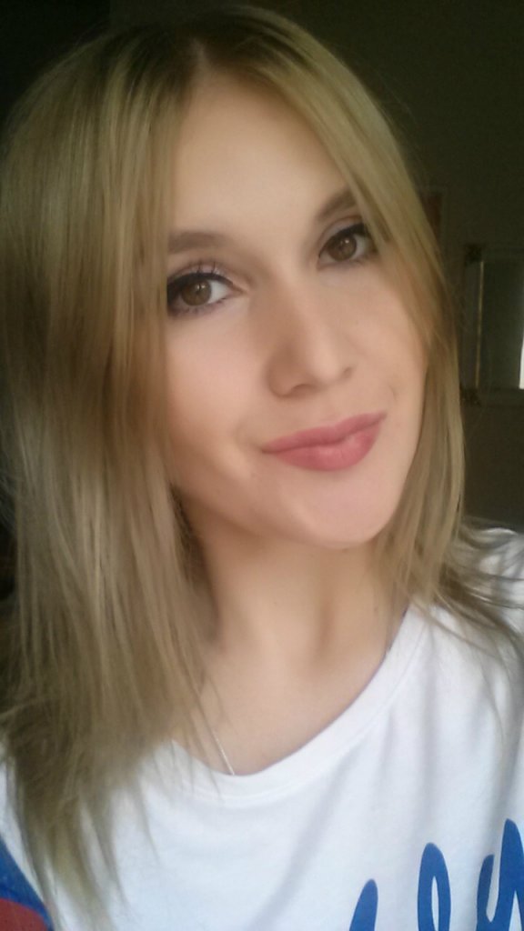 Where is blond? 