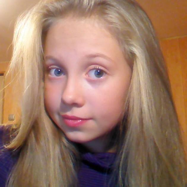 Cze,  jestem tu nowa. :) 