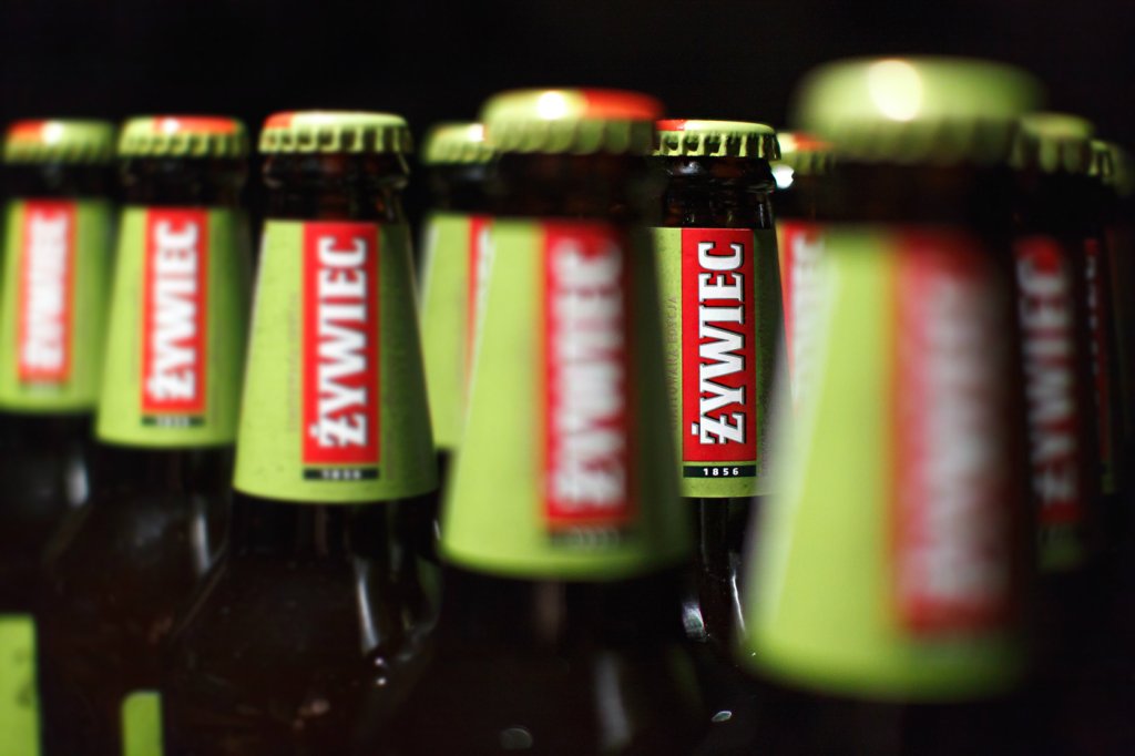 ywiec APA