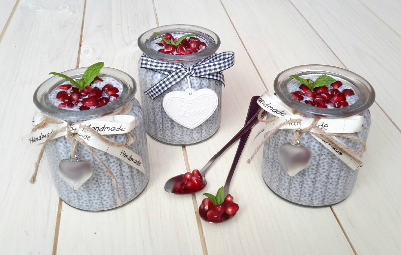 Pudding chia z granatem