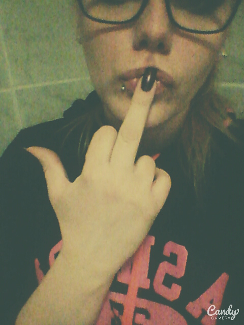 Kruche, nie pewne.
