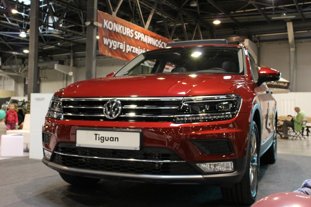 Nowy may SUV