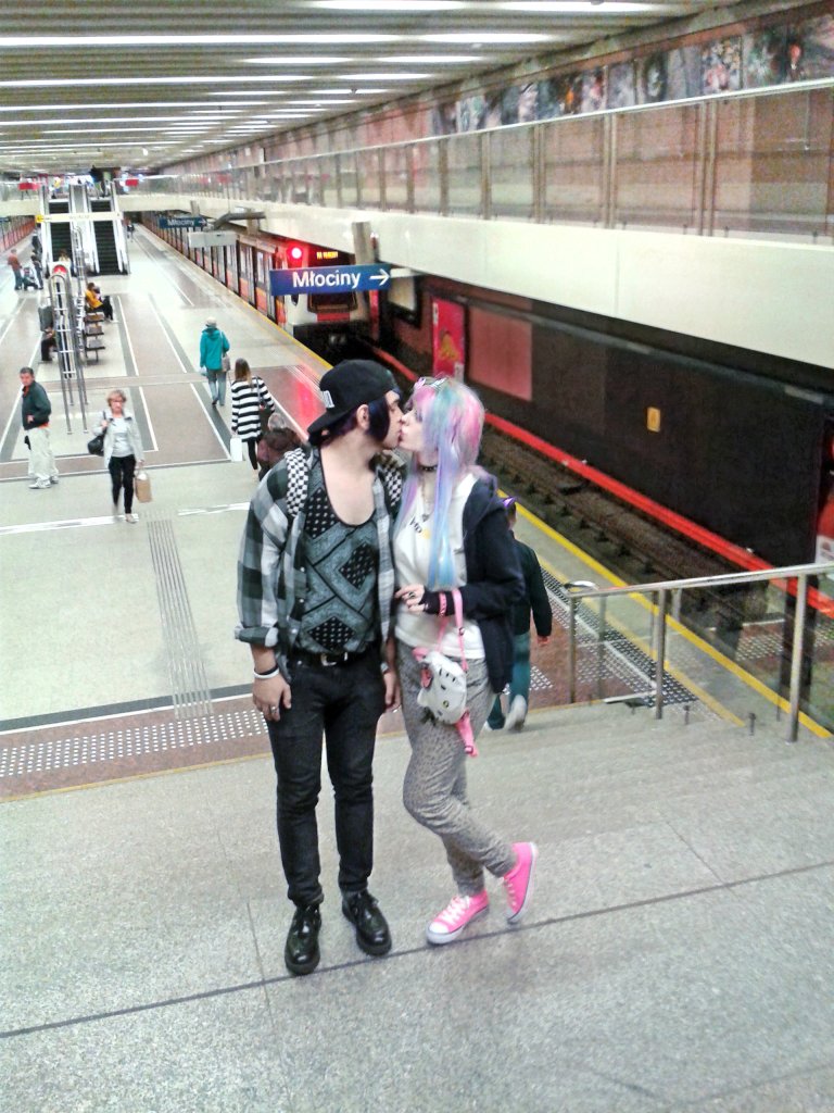 w metrze z ukochan ;*