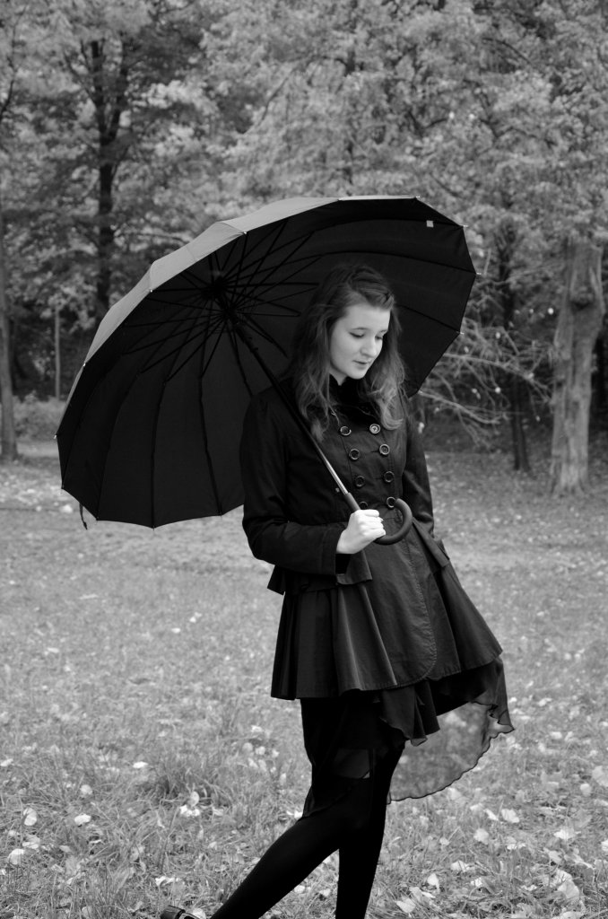 mod. Dominika