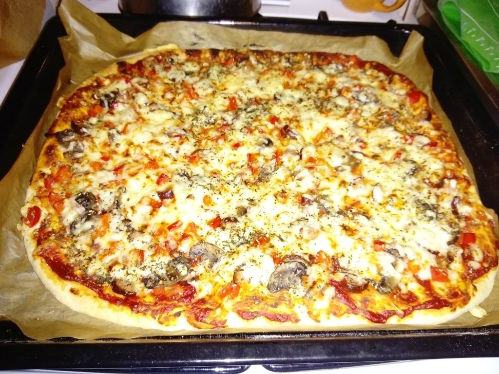 Pyszna pizza domowa:)
