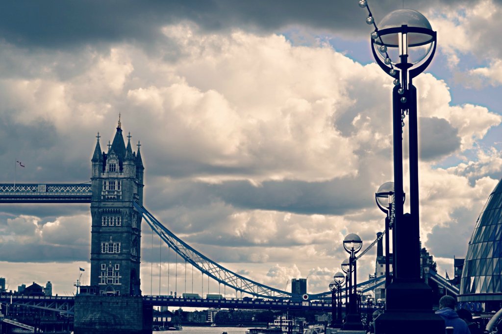 London Bridge