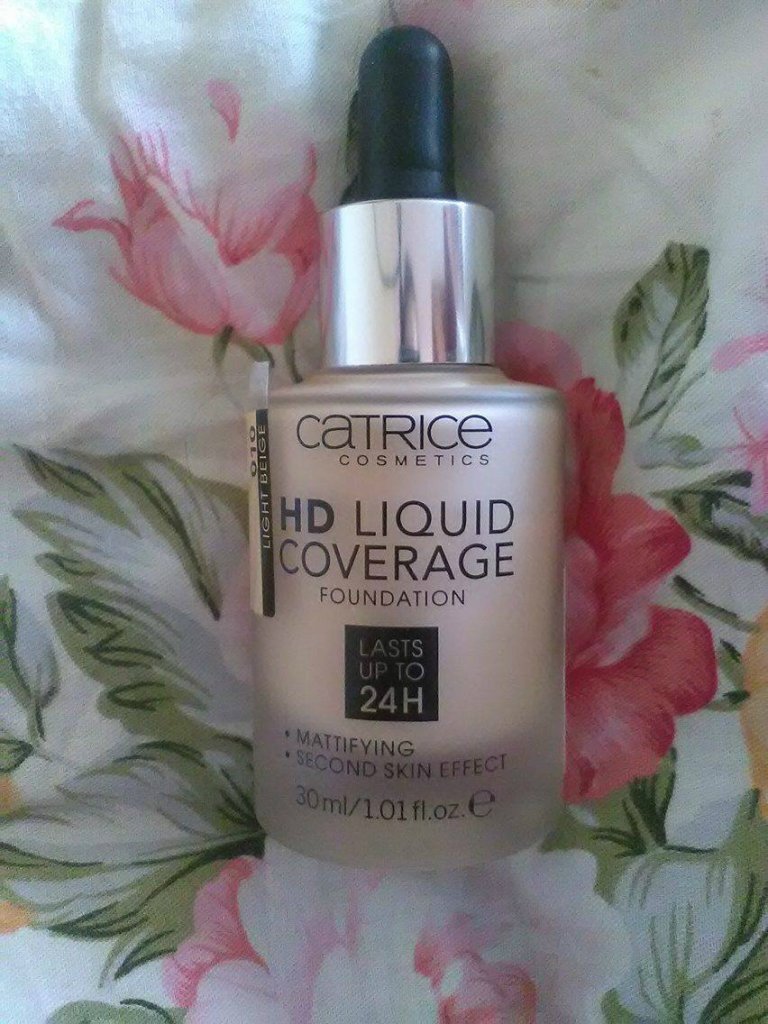 CATRICE HD 