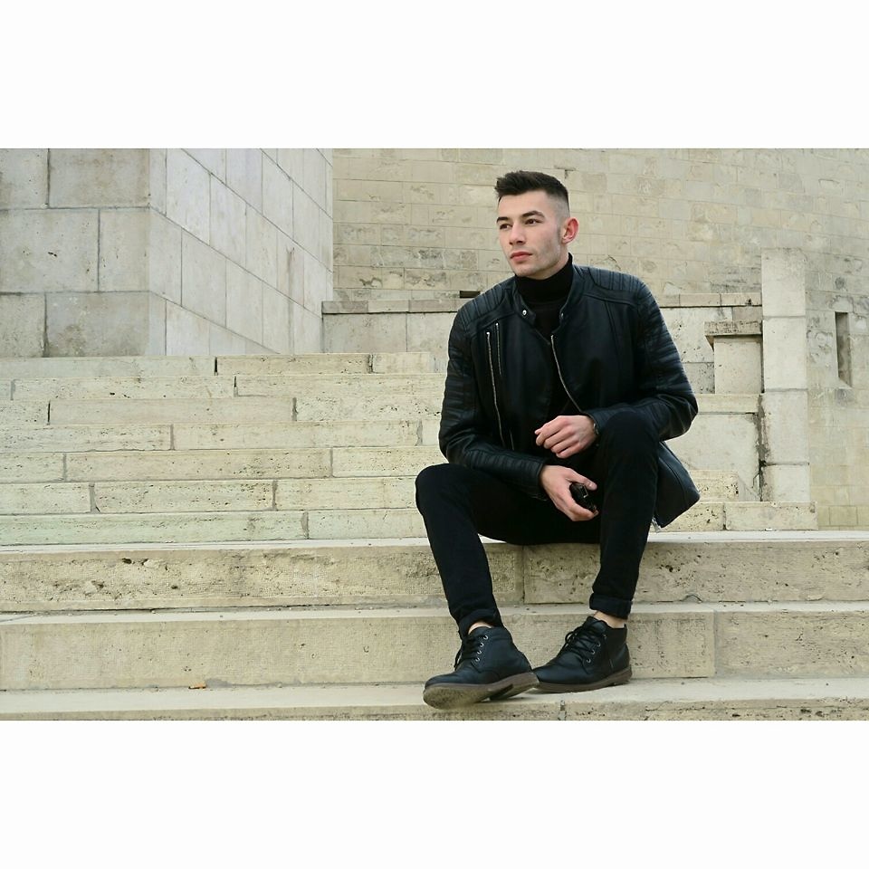 allBlack