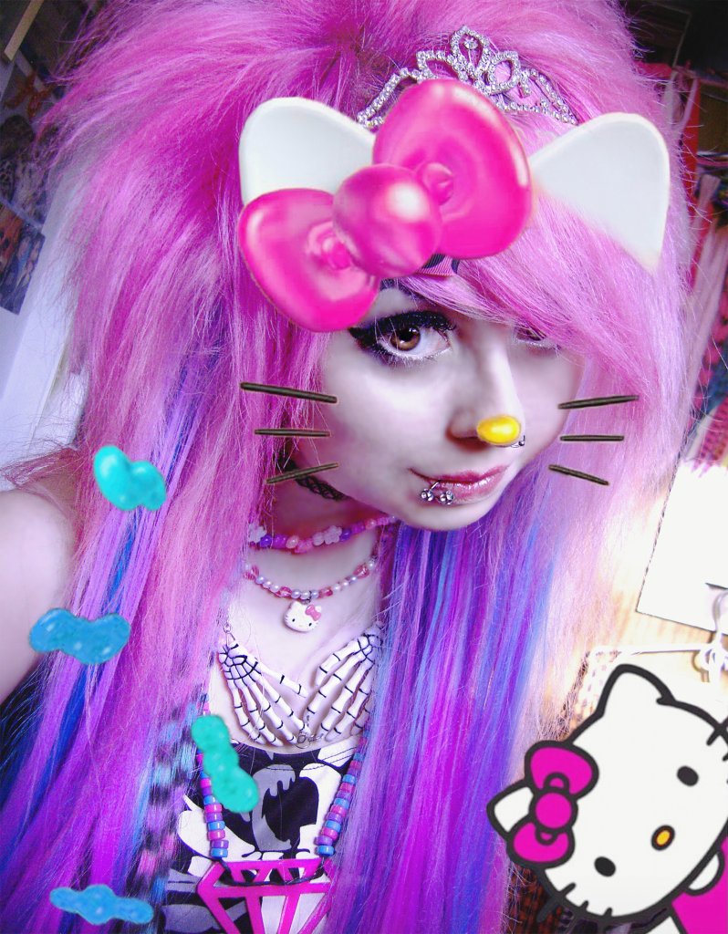Hello Kitty SNAP