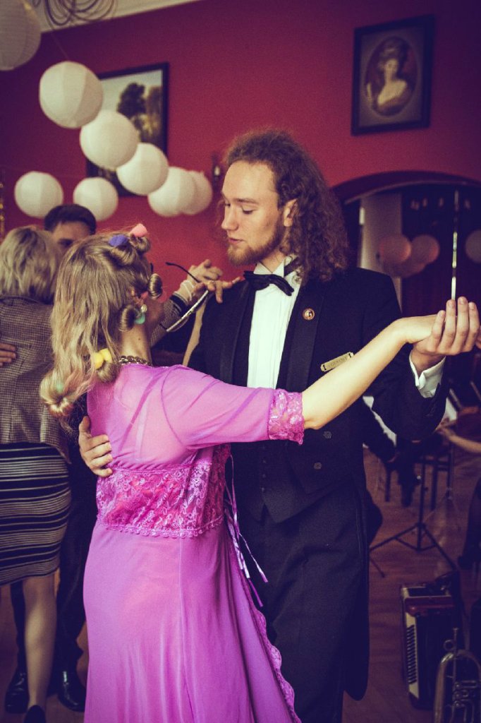 Dance dance