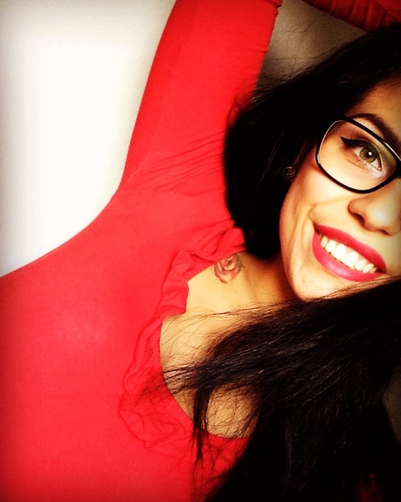 Moye.