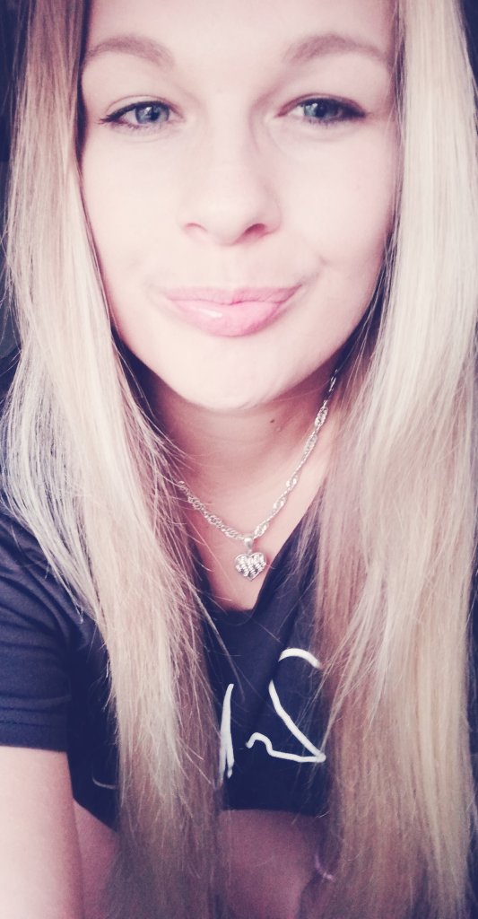 Smile in eyes 