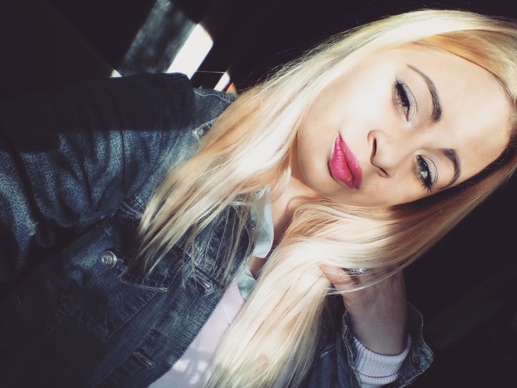 tak troch ; smile. 