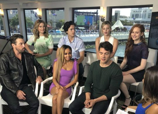 Riverdale-Obsada.;