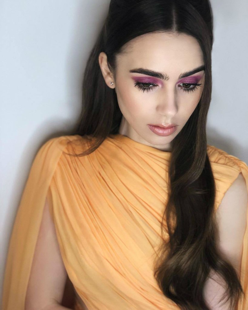 Lily Collins.