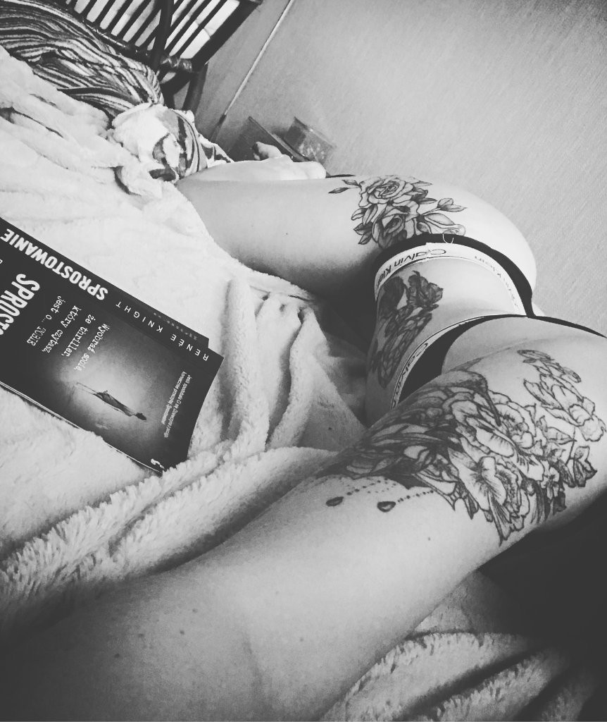 #TattoGirl