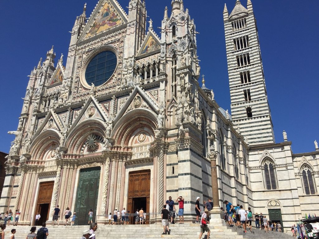 &#127470;&#127481;