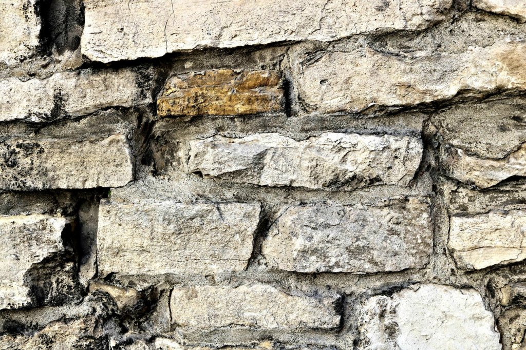 redniowieczny mur