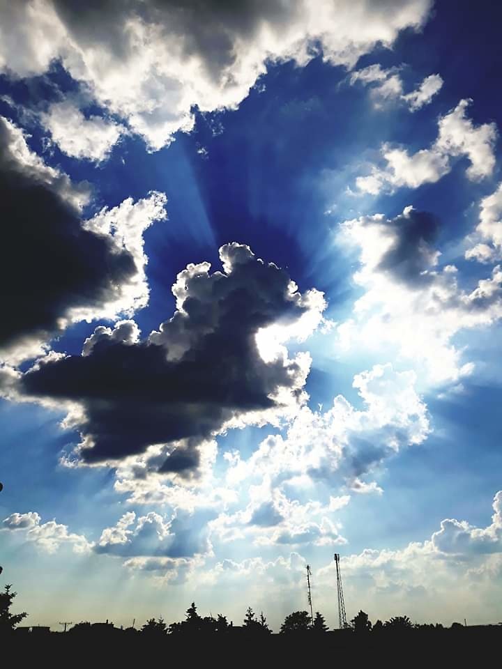 &#128515;