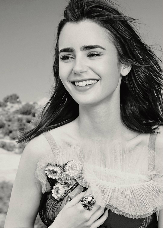 Lily Collins.