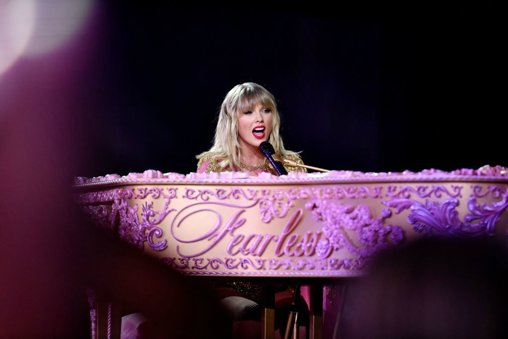 Taylor Swift.