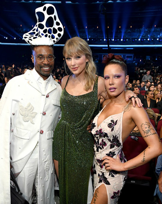 Taylor Swift.