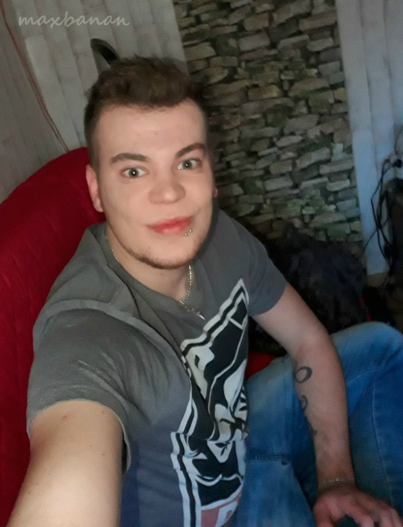 1045. Za kadym wiatrem