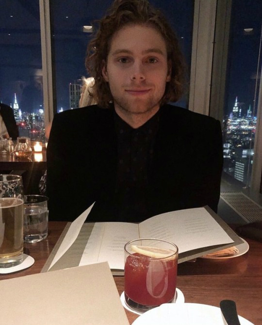 Luke Hemmings.