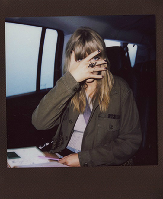 Taylor swift.