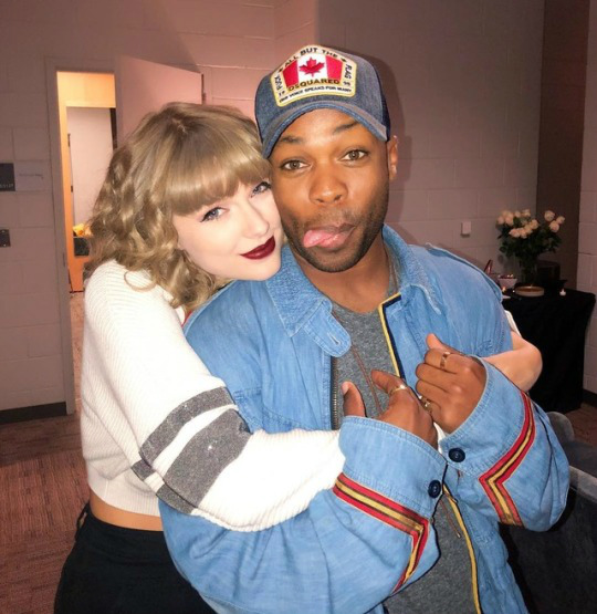 Taylor Swift.