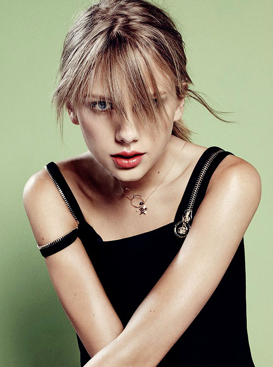 Taylor Swift.