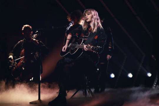 Taylor Swift.