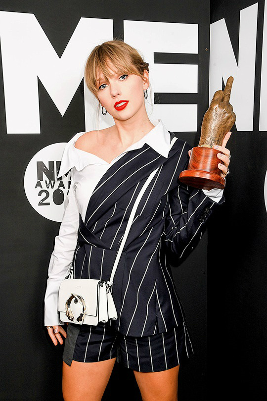 Taylor Swift.