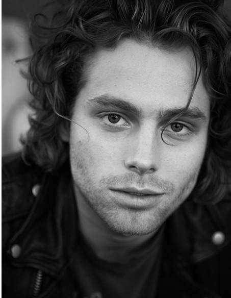 Luke Hemmings.